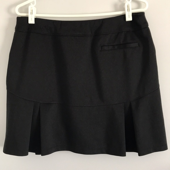 Adidas tennis/ running/ Skort, size Large, colour Black - Picture 2 of 10
